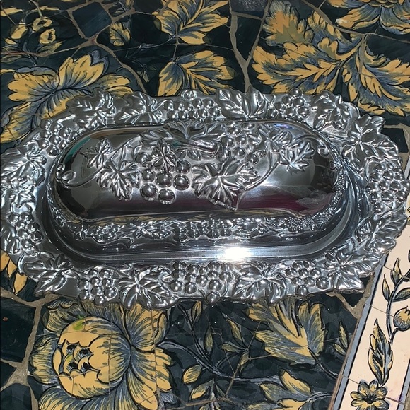 LENOX Grape Weave 4 piece Hostess Set - Picture 7 of 8